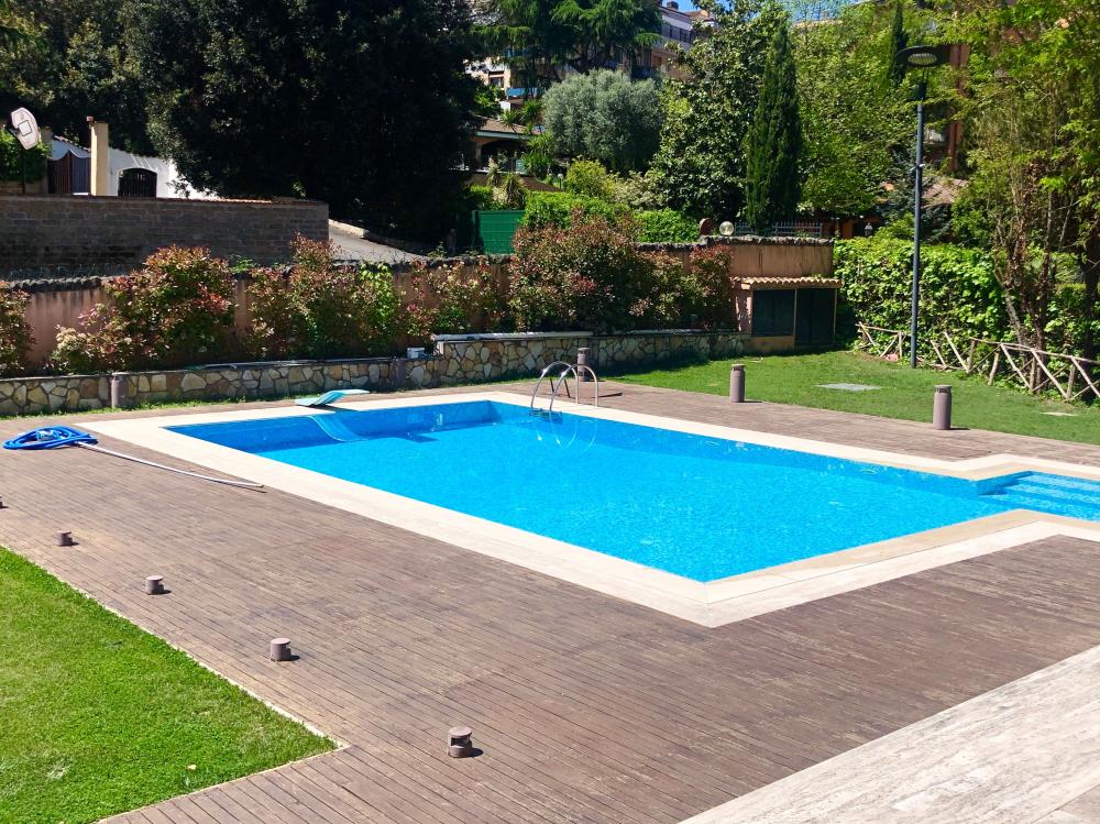Stratification pour votre  piscine à Lunel